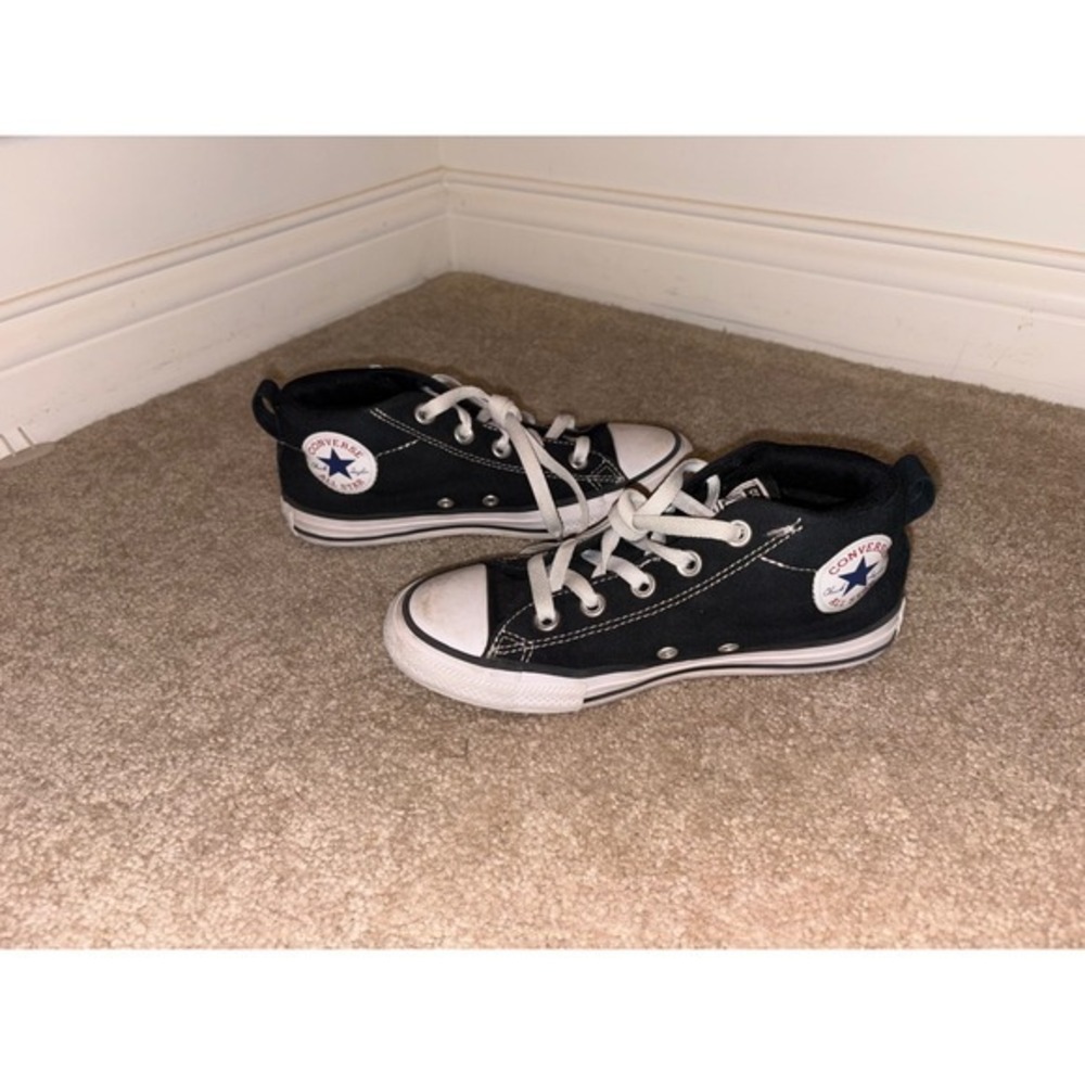 Converse Chuck Taylor All Star Axle Mid Black White Youth Sneakers Size 2